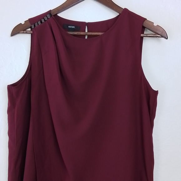 Alfani‎ Sleeveless Chiffon Blouse Women's Size 8 Burgundy Red Draped Front Top - Picture 3 of 12